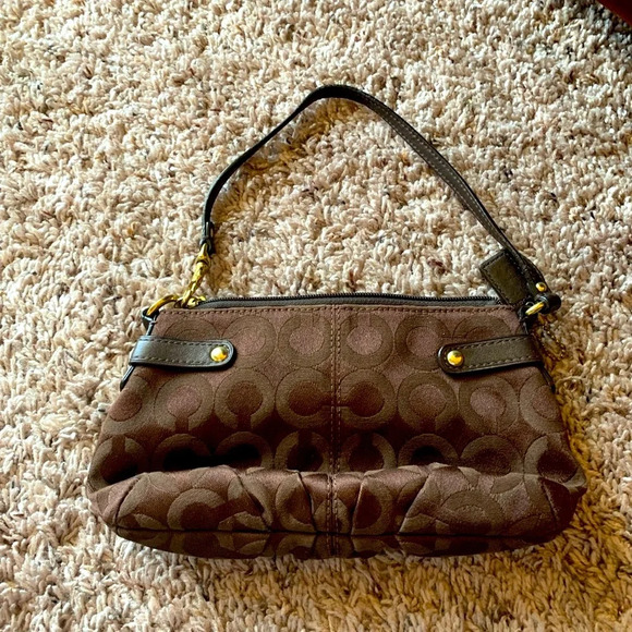 Authentic Rare Coach wristlet (Large- 8.5” Long) - Picture 5 of 10